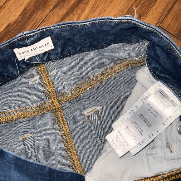 GOOD AMERICAN DARK WASH SUPER SKINNY JEANS SIZE 2 27” INSEAM - Picture 4 of 10